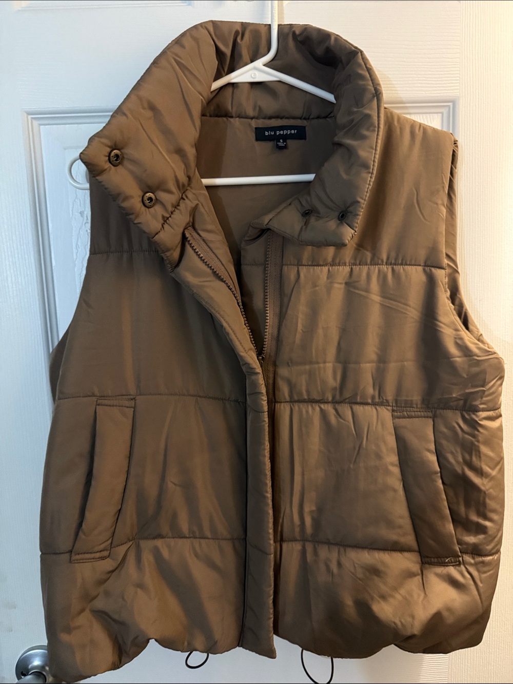 Blu Pepper Taupe Quilted Puffer vest